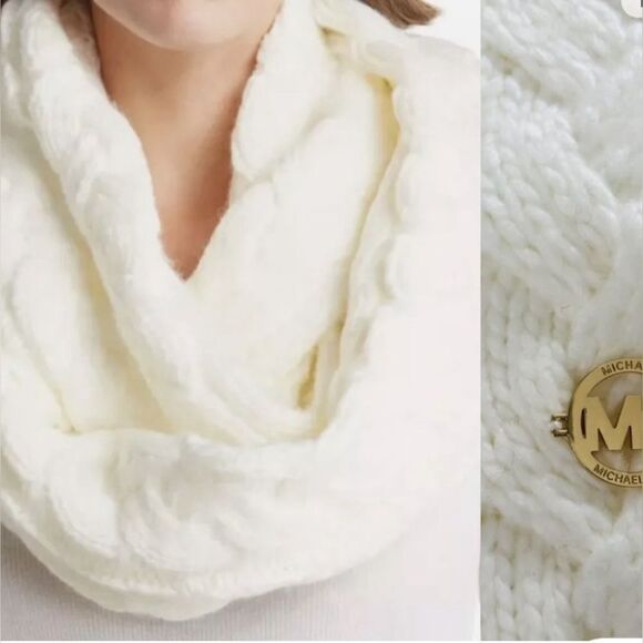 Michael Kors Braid Cable Infinity Scarf white NWT - Picture 1 of 7